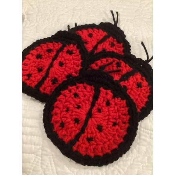 Ladybug Crochet Coaster Set 4 Piece - Picture 4 of 4
